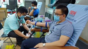 TP HCM báo động thiếu máu điều trị cho bệnh nhân