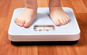 Nhiều học sinh thừa cân, béo phì vì cha mẹ cho ăn uống theo sở thích