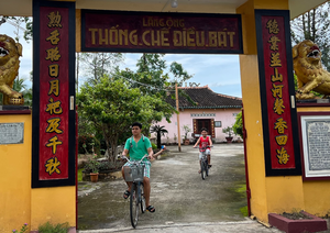 Ngày xuân, viếng Lăng ông Tiền quân Thống chế Điều bát