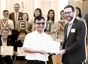 Chính phủ Anh mở đơn học bổng Chevening 2026/27 với nhiều điểm mới- Ảnh 2.