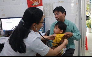 Thiếu vắc-xin, nhiều trẻ trễ lịch tiêm