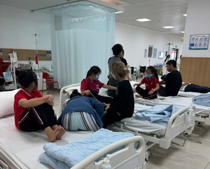 Đắk Lắk: 8 học sinh nhập viện nghi bị ngộ độc thực phẩm