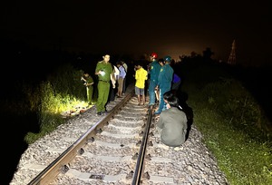 Nhậu đêm trên đường sắt Bắc - Nam, nam thanh niên bị tàu hỏa tông chết