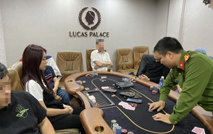 Đường dây đánh bạc Poker 