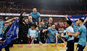 Leeds United và Burnley rủ nhau thăng hạng, Premier League có thêm 2 tân binh  - Ảnh 8.