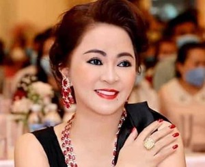 Gia hạn tạm giam bà Nguyễn Phương Hằng thêm 60 ngày