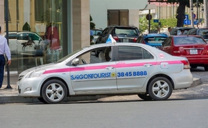 Saigontourist Group khởi kiện hãng taxi vừa bị tạm dừng hoạt động ở Tân Sơn Nhất