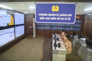 Đấu giá 11 biển số xe 