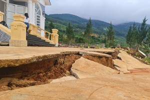 Lâm Đồng: Cận cảnh những vết nứt nguy hiểm tại dự án hồ chứa nước Đông Thanh