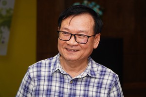 Nh&agrave; văn NGUYỄN NHẬT &Aacute;NH: C&aacute;c nh&acirc;n vật c&oacute; l&uacute;c chẳng buồn nghe t&ocirc;i - Ảnh 4.