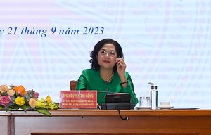 Thống đốc Nguyễn Thị Hồng nêu câu hỏi với CEO doanh nghiệp về lãi suất, thủ tục...