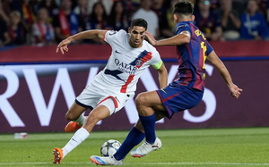 Barcelona thua tan tác ở Sevilla, La Liga đổi ngôi đầu ngoạn mục  - Ảnh 2.