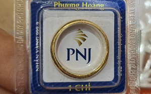 Giá vàng miếng SJC tăng cao vượt 138 triệu đồng vào 1 - 10 - Ảnh 1.