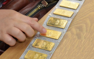 Giá vàng hôm nay, 31-10: Giá vàng thế giới tăng 110 USD - Ảnh 3.