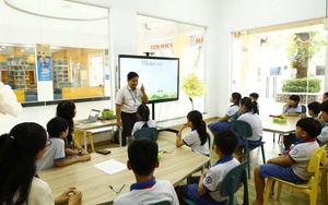 TPHCM chọn trường chuy&ecirc;n, trường ti&ecirc;n tiến, trường học số để th&iacute; điểm dạy AI cho học sinh  - Ảnh 1.