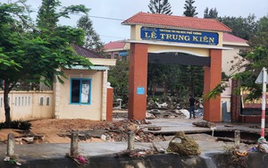 Trao hàng nghìn suất quà tới đồng bào vùng lũ - Ảnh 2.