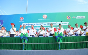 Chuyện chưa kể về 3 chị em nh&agrave; v&ocirc; địch - Ảnh 4.