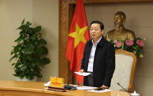 Tỉnh Gia Lai họp khẩn, hỗ trợ kinh phí cho hơn 100.000 hộ dân tránh bão số 13 Kalmaegi - Ảnh 2.