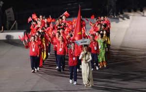 Dấu hỏi lớn về sự chuy&ecirc;n nghiệp v&agrave; c&ocirc;ng bằng tại SEA Games 33 - Ảnh 4.