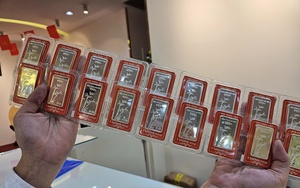 Gi&aacute; bạc h&ocirc;m nay 20 - 12 tăng sốc hơn v&agrave;ng , kim lọai dậy s&oacute;ng tr&ecirc;n thị trường - Ảnh 1.