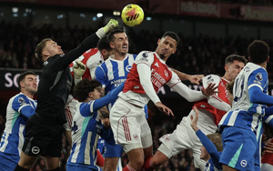 Sao trẻ tỏa s&aacute;ng, Tottenham nhọc nhằn vượt Crystal Palace - Ảnh 4.