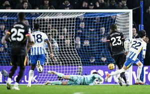 Chelsea thua thảm Brighton, nguy cơ văng khỏi top 4 Ngoại hạng Anh 