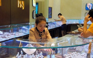 Giá vàng hôm nay 18-4: Đảo chiều sụt giảm