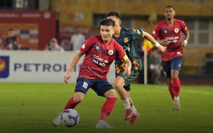 Nguyễn Quang Hải có nguy cơ lỡ hẹn với Man United