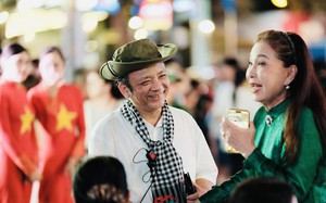 Ca sĩ Cẩm Ly, Vân Khánh khuấy động không khí sân khấu tối 30-4- Ảnh 7.