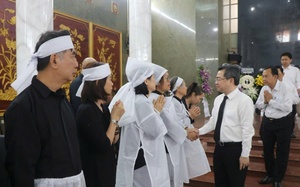 Bí thư Thành ủy TP HCM Nguyễn Văn Nên viếng tang GS-TS Đặng Lương Mô- Ảnh 3.