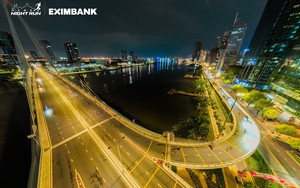 Giải chạy đêm TP HCM Eximbank lần 5: Chạm vào nhịp sống đô thị “không ngủ” - Ảnh 3.