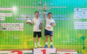 B&aacute;o Người Lao Động v&ocirc; địch đ&ocirc;i nam quần vợt Hội Nh&agrave; b&aacute;o TP HCM mở rộng 2026 - Ảnh 3.
