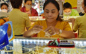 Giá vàng miếng SJC, vàng nhẫn tăng trở lại- Ảnh 1.