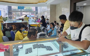 Giá vàng hôm nay 28-8: Tiếp tục tăng - Ảnh 3.