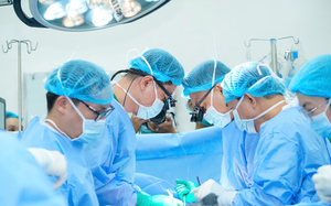 Đưa tr&aacute;i tim từ H&agrave; Nội v&agrave;o TPHCM hồi sinh cho bệnh nhi 11 tuổi - Ảnh 2.