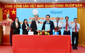 Chủ tịch UBND tỉnh Khánh Hòa thăm và làm việc tại Công ty Yến sào Khánh Hòa - Ảnh 6.