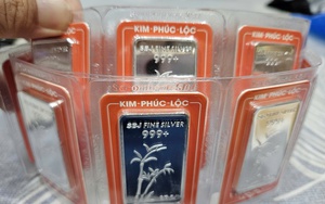 Gi&aacute; bạc h&ocirc;m nay 30 - 1 2026: Thị trường lao dốc mạnh mẽ - Ảnh 1.