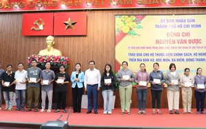 Lan tỏa tinh thần tr&aacute;ch nhiệm của tuổi trẻ từ chương tr&igrave;nh &ldquo;Xu&acirc;n Bi&ecirc;n giới - Tết biển đảo&rdquo;  - Ảnh 2.