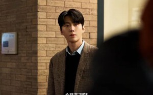 Mỹ nam "Tiếng y&ecirc;u n&agrave;y, anh dịch được kh&ocirc;ng?" xin lỗi, nộp th&ecirc;m thuế - Ảnh 2.