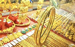 Giá vàng SJC hôm nay 12 - 2 - 2026: Thị trường tự do thấp hơn ngân hàng - Ảnh 1.