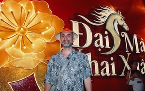 &Ocirc;ng T&acirc;y đạp xe xuy&ecirc;n Việt đ&oacute;n Tết Ta - Ảnh 6.