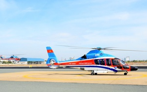 Tour trực thăng TPHCM ch&iacute;nh thức đ&oacute;n kh&aacute;ch , trải nghiệm ngắm th&agrave;nh phố từ tr&ecirc;n cao - Ảnh 1.