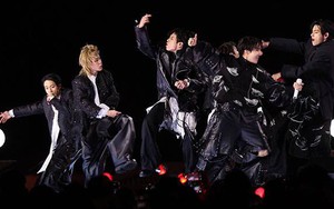 Tổng thống H&agrave;n ủng hộ mạnh m&agrave;n t&aacute;i xuất của nh&oacute;m nhạc BTS - Ảnh 2.