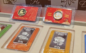 Gi&aacute; v&agrave;ng , bạc lao dốc Kh&ocirc;ng phanh tối 3 - 3: Thị trường t&agrave;i ch&iacute;nh bất ổn - Ảnh 1.