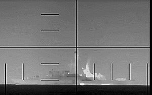 D&agrave;n vũ kh&iacute; "khủng" l&agrave;m rung chuyển Trung Đ&ocirc;ng: "Ph&ograve;ng th&iacute; nghiệm" của Mỹ đối đầu Iran - Ảnh 6.