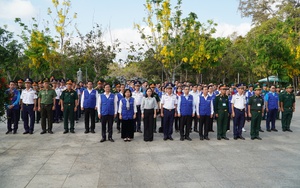 Chăm lo hơn 2,2 tỉ đồng cho Đặc khu C&ocirc;n Đảo, TPHCM - Ảnh 4.