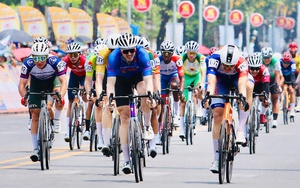 Tay đua Việt kiều Ph&aacute;p Trần Clement Em thắng chặng 13 C&uacute;p truyền h&igrave;nh: v&ograve;ng đua quanh Quy Nhơn - Ảnh 9.