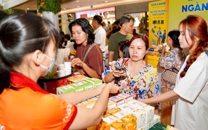 Gi&aacute; c&agrave; ph&ecirc; h&ocirc;m nay 18-4: Giảm tiếp, bất chấp Brazil xuất khẩu thấp nhất 8 năm qua - Ảnh 2.