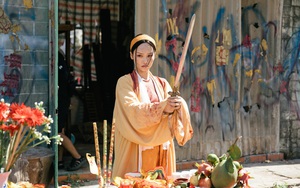 Li&ecirc;n Bỉnh Ph&aacute;t, Miu L&ecirc; "lầy lội" trong ca kh&uacute;c "Tiễn người t&ocirc;i y&ecirc;u" - Ảnh 4.