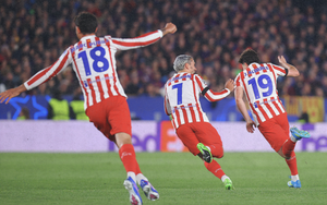 Barcelona thua đau, chuy&ecirc;n gia tranh c&atilde;i về "quả phạt đền bị bỏ qu&ecirc;n" - Ảnh 5.